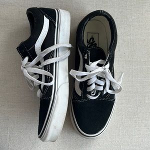 Vans black low profile sneakers